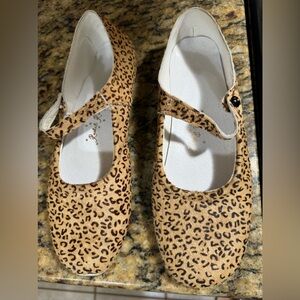 Rachel Riley Leopard Print Mary Jane Flats in Tan and Black